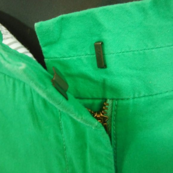 J Crew Girls Green Chino Shorts -14 - Picture 6 of 12